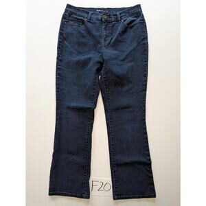 Style & Co Blue Jeans Size 10 Petite Short Tummy Control Modern Boot -0323F20